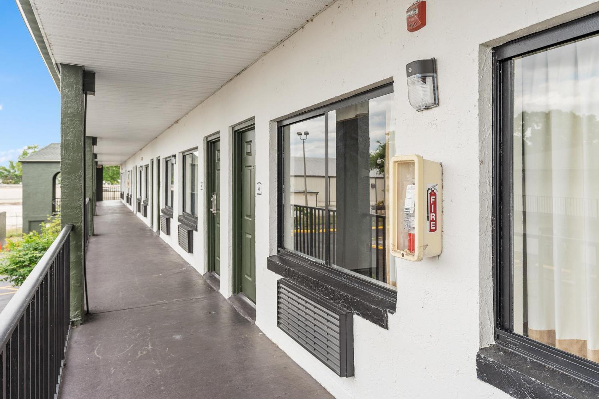 Baymont By Wyndham Orlando Downtown Hotel Exterior photo
