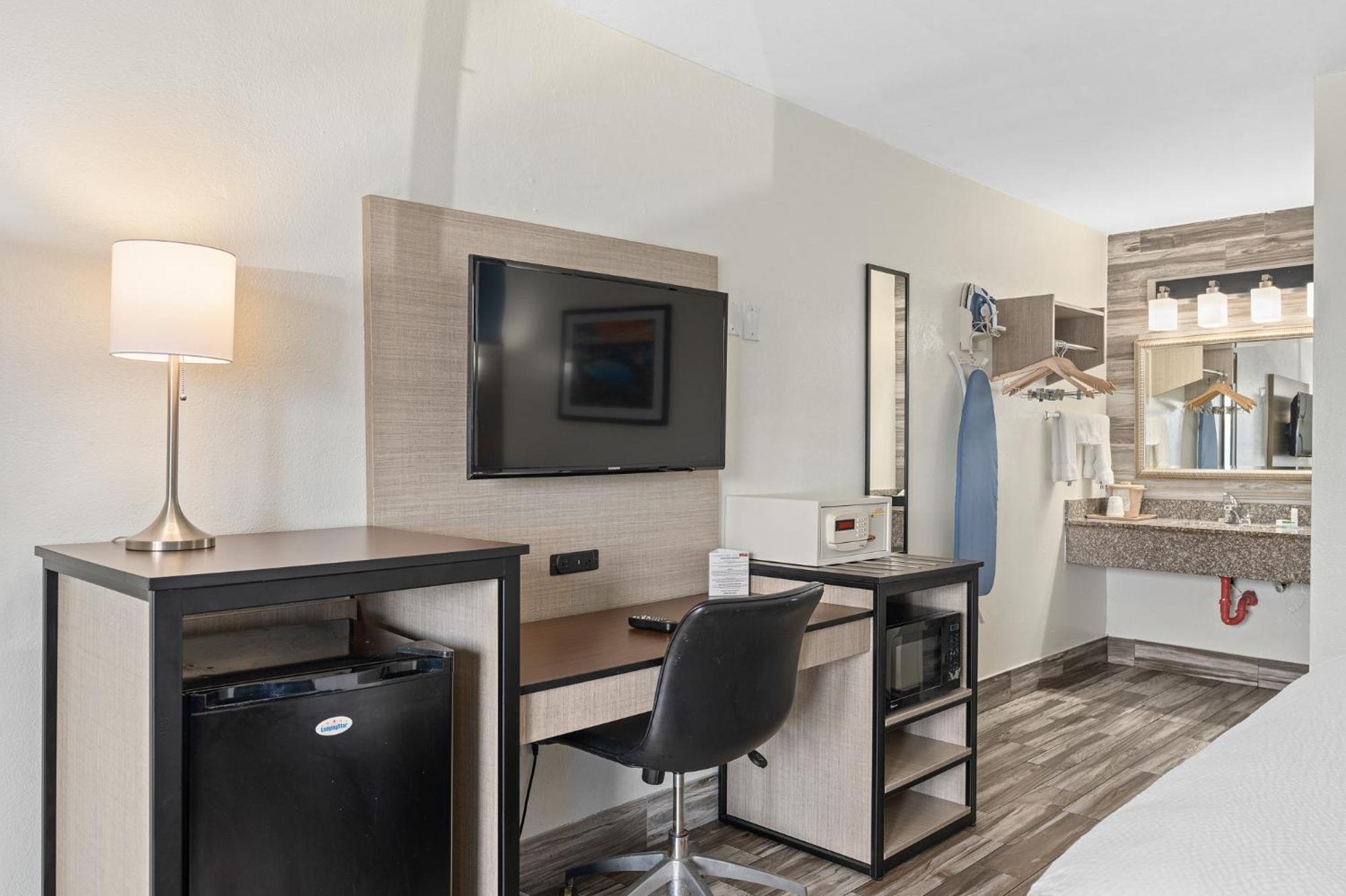 Baymont By Wyndham Orlando Downtown Hotel Exterior photo