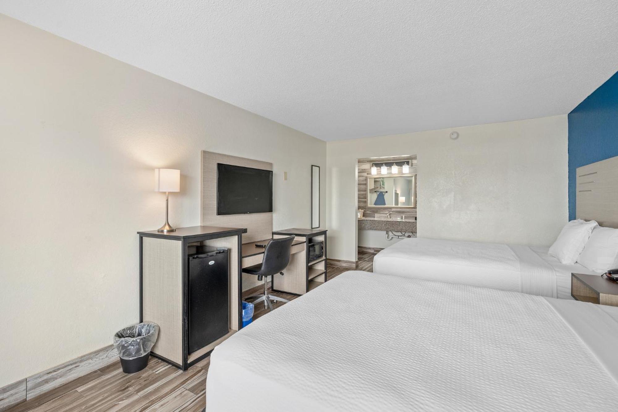 Baymont By Wyndham Orlando Downtown Hotel Exterior photo